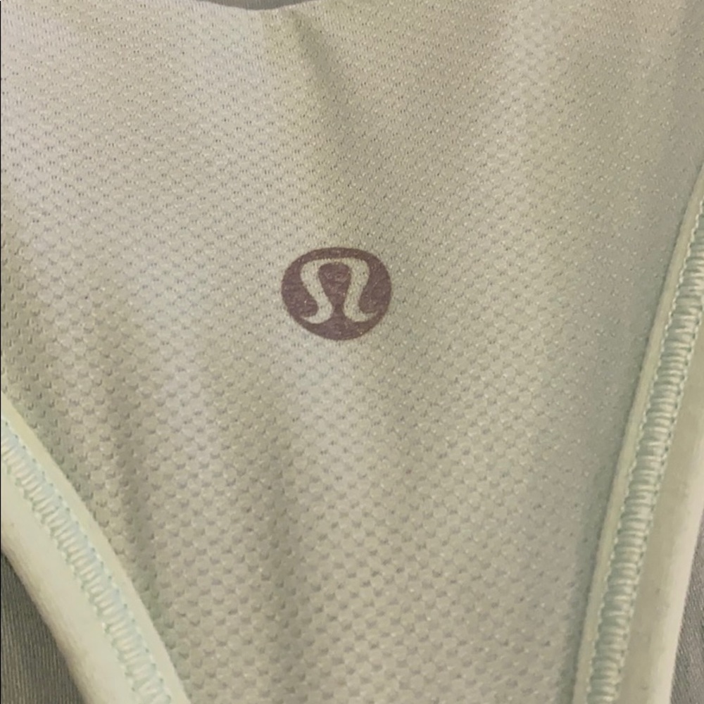 Lululemon Tank - Picture 4 of 4